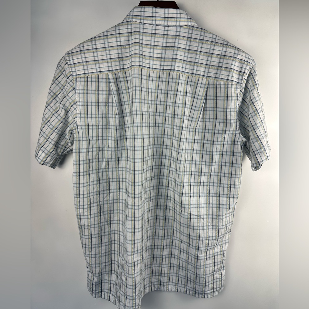 Men's Patagonia M Short Sleeve Striped Casual Button Down‎ Tee Shirt - Picture 3 of 8